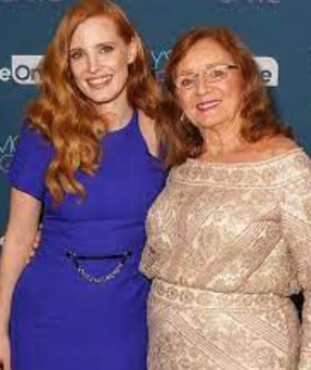 Jerri Chastain's mom and daughter.